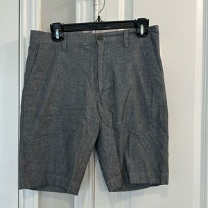 Jcrew grey shorts in size 30. 100% cotton. Like new condition.